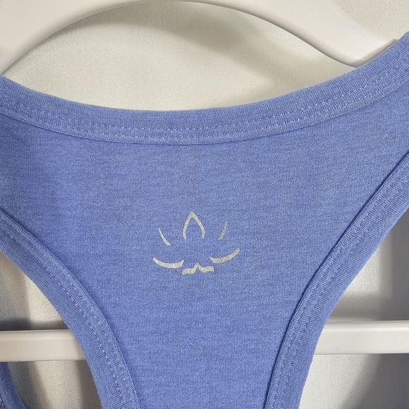Beyond Yoga Step Up Tank In Periwinkle Cloud Heather - Size S - Picture 8 of 9